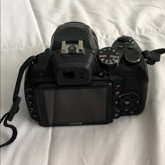 Camera - Picture 3 of 4